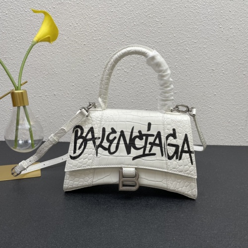 Balenciaga AAA Quality Messenger Bags For Women #987559