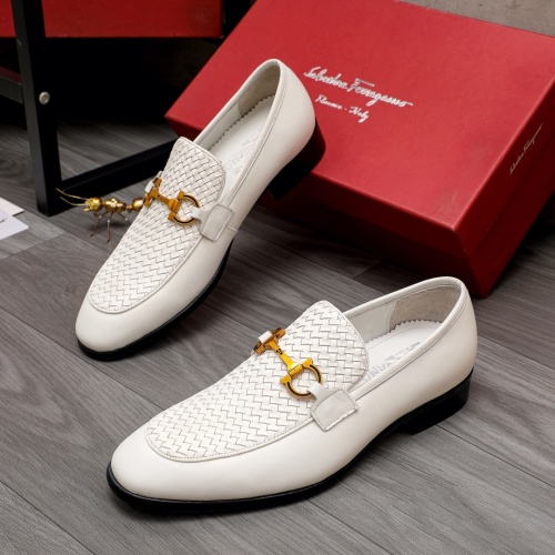 Salvatore Ferragamo Leather Shoes For Men #988154