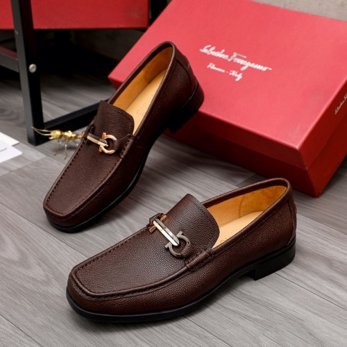 Salvatore Ferragamo Leather Shoes For Men #988156