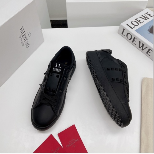Valentino Casual Shoes For Men #988238