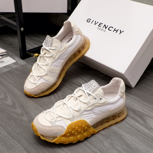 Givenchy Casual Shoes For Men #988561