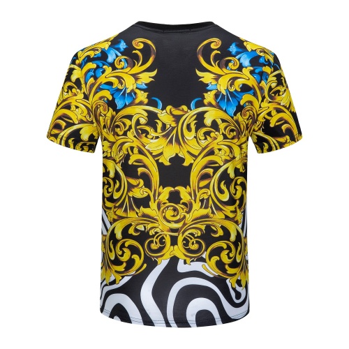 Replica Versace Tracksuits Short Sleeved For Men #989961 $42.00 USD for Wholesale