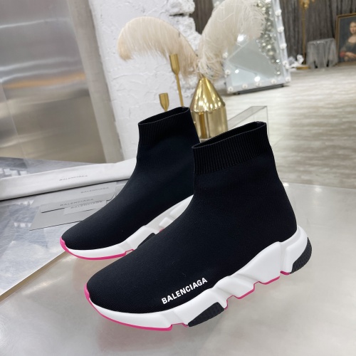Balenciaga Boots For Women #990356