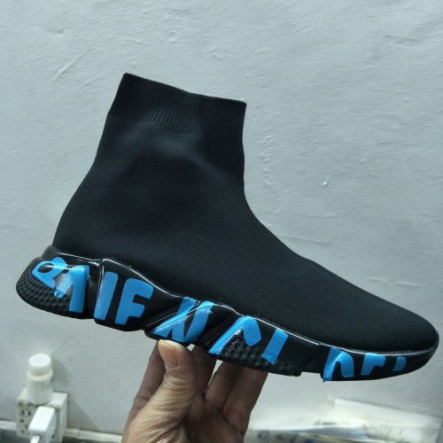 Balenciaga Boots For Women #990452