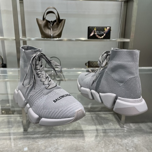 Balenciaga Boots For Women #990530
