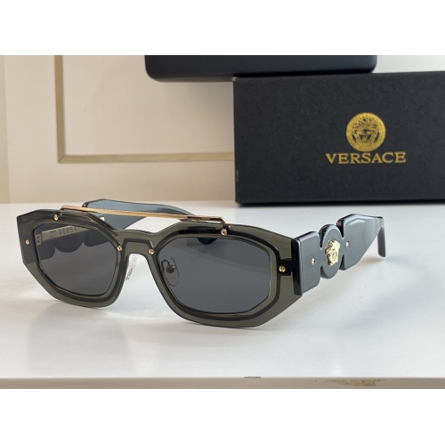 Versace AAA Quality Sunglasses #990934