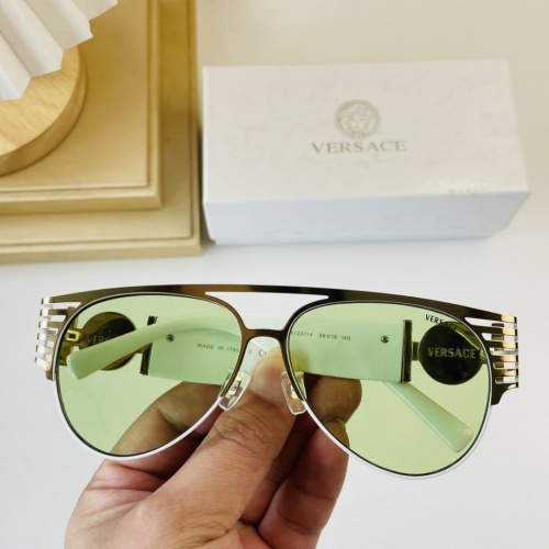 Versace AAA Quality Sunglasses #990946