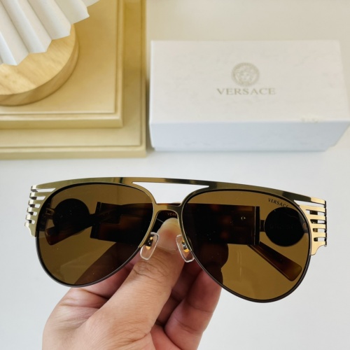 Versace AAA Quality Sunglasses #990951