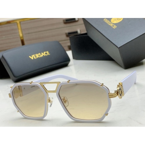 Versace AAA Quality Sunglasses #990958