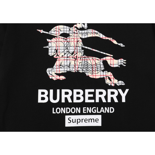 Replica Burberry T-Shirts Short Sleeved For Unisex #991480 $27.00 USD for Wholesale