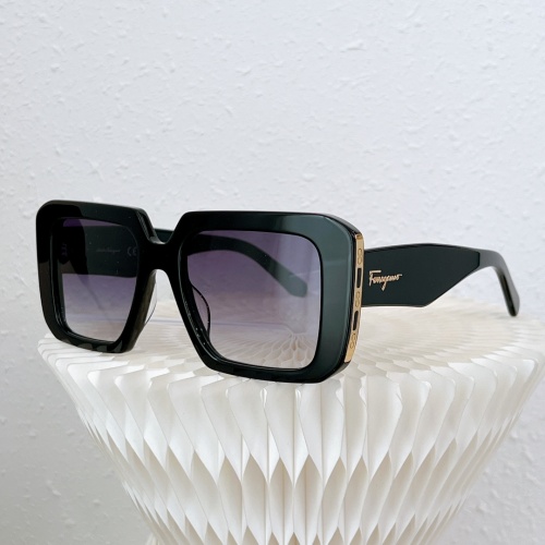 Salvatore Ferragamo AAA Quality Sunglasses #991627