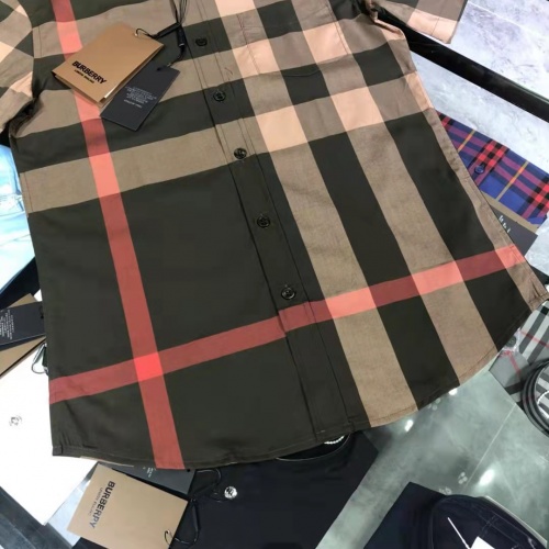 Replica Burberry Shirts Short Sleeved For Men #991972 $64.00 USD for Wholesale