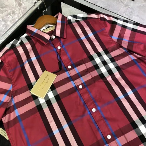 Replica Burberry Shirts Short Sleeved For Men #991976 $64.00 USD for Wholesale