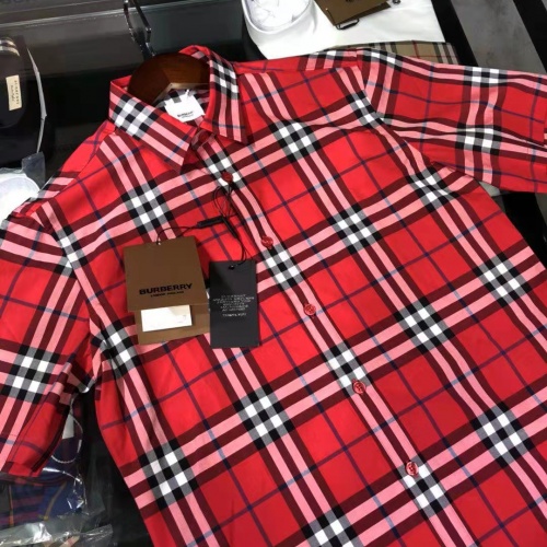 Replica Burberry Shirts Short Sleeved For Men #991986 $64.00 USD for Wholesale