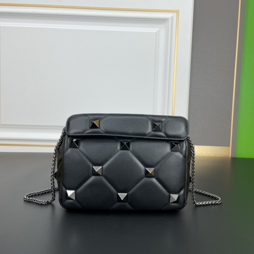 Replica Valentino AAA Quality Messenger Bags For Women #992290 $105.00 USD for Wholesale