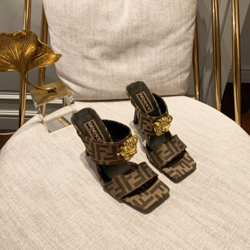 Versace Sandal For Women #992717