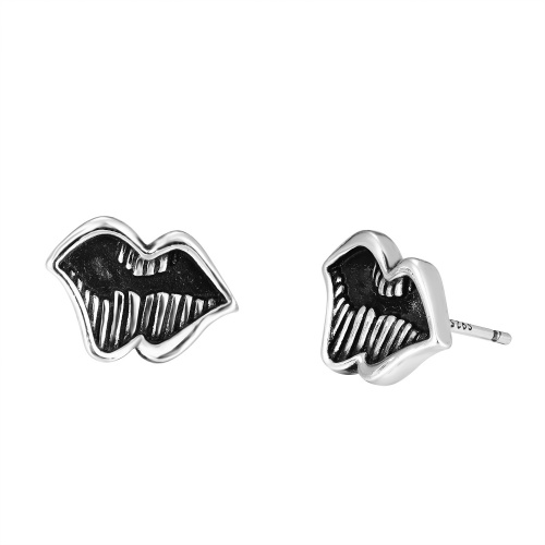 Chrome Hearts Earrings For Women #992987 $32.00 USD, Wholesale Replica Chrome Hearts Earrings