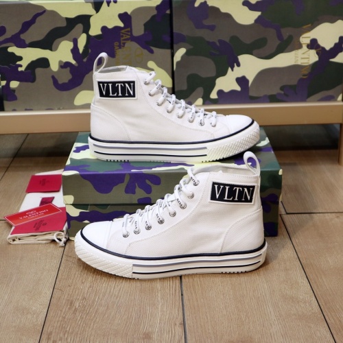 Valentino High Tops Shoes For Men #993058