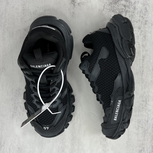 Balenciaga Fashion Shoes For Women #993101
