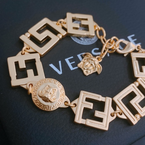 Replica Versace Bracelet #993373 $38.00 USD for Wholesale