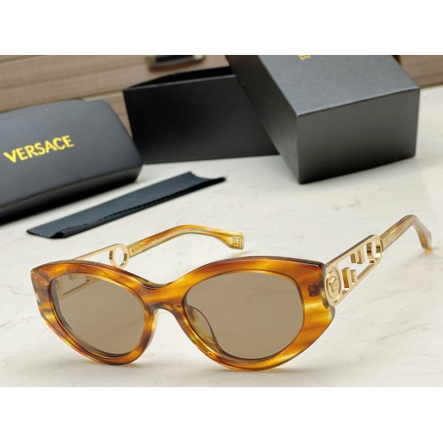 Versace AAA Quality Sunglasses #993679