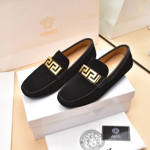 Versace Leather Shoes For Men #994258