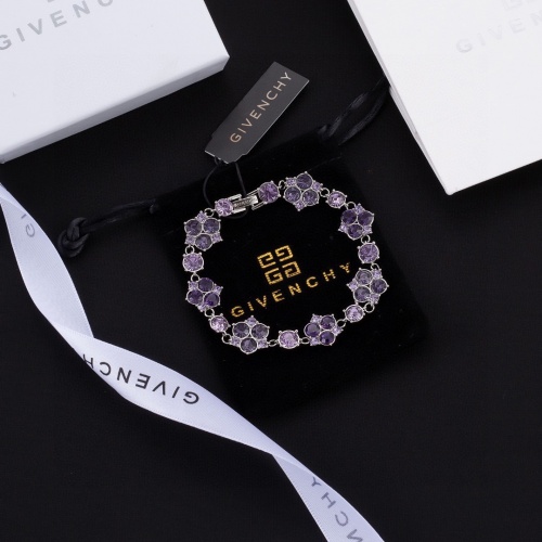 Givenchy Bracelet For Women #994370
