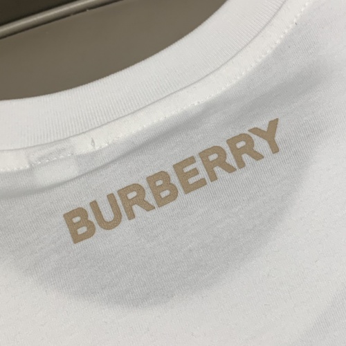 Replica Burberry T-Shirts Short Sleeved For Unisex #994425 $42.00 USD for Wholesale