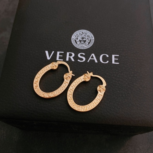 Versace Earrings For Women #994606