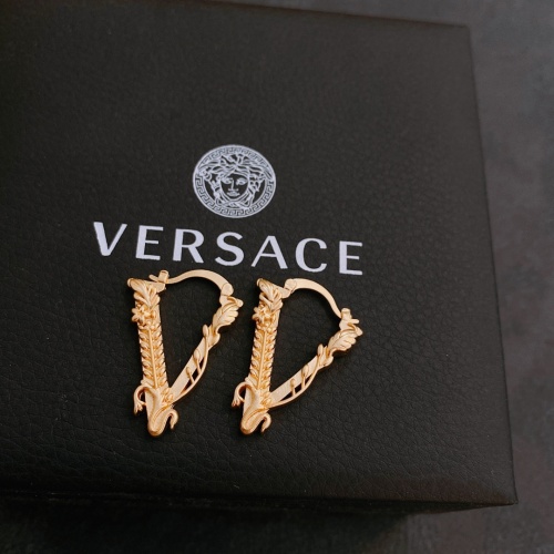 Versace Earrings For Women #994607