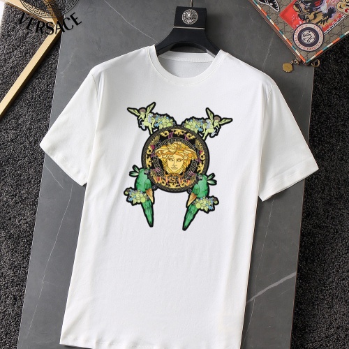 Versace T-Shirts Short Sleeved For Unisex #994803 $25.00 USD, Wholesale Replica Versace T-Shirts