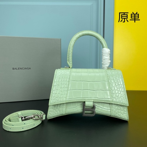 Balenciaga AAA Quality Messenger Bags For Women #994921