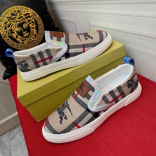 Replica Burberry Casual Shoes For Men #994956 $72.00 USD for Wholesale