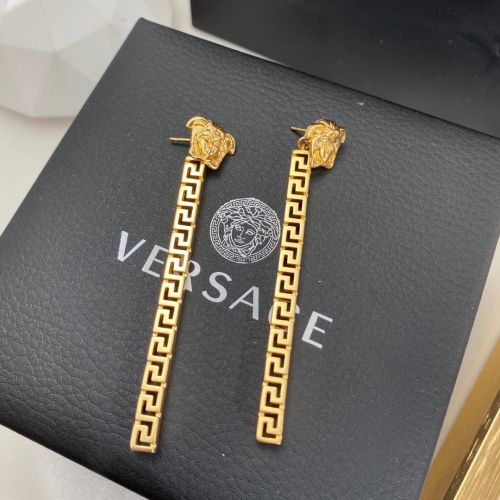 Versace Earrings For Women #995088