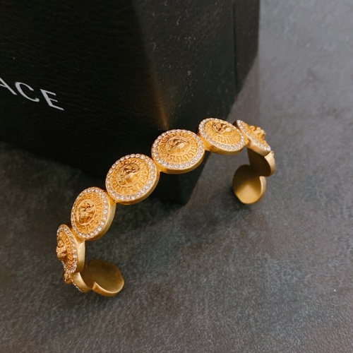 Versace Bracelet #995110