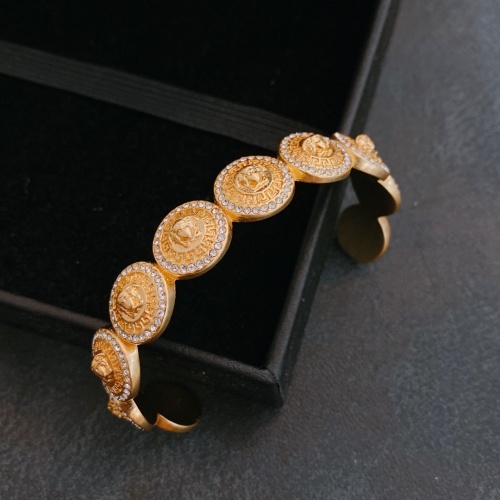 Replica Versace Bracelet #995110 $36.00 USD for Wholesale