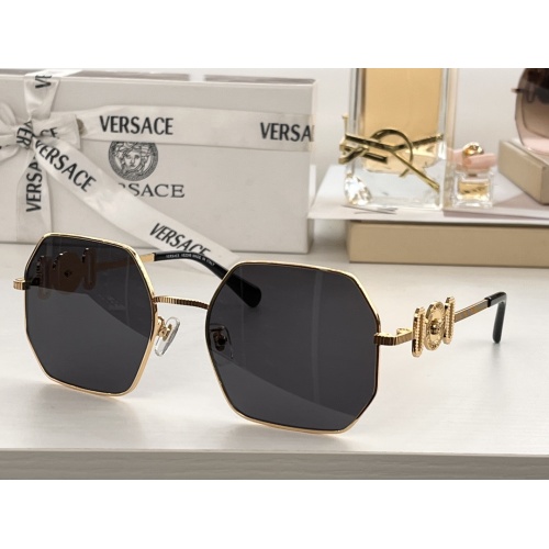 Versace AAA Quality Sunglasses #995237