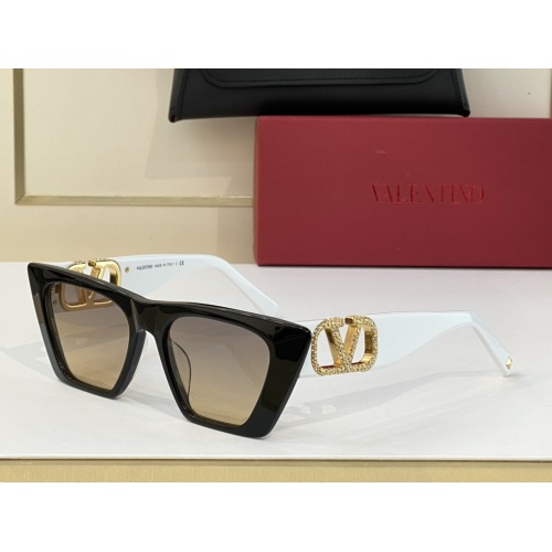 Valentino AAA Quality Sunglasses #995574