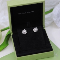 $36.00 USD Van Cleef & Arpels Earrings For Women #984931