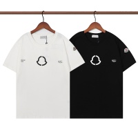 $32.00 USD Moncler T-Shirts Short Sleeved For Unisex #985538