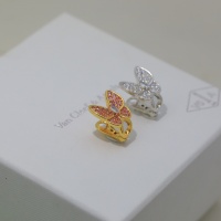 $38.00 USD Van Cleef & Arpels Earrings For Women #987937