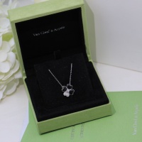 $38.00 USD Van Cleef & Arpels Necklaces For Women #987982