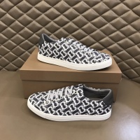$82.00 USD Burberry Casual Shoes For Men #989302