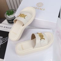$82.00 USD Versace Slippers For Women #989591