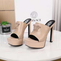 $88.00 USD Versace Slippers For Women #989609