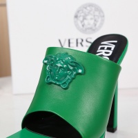 $88.00 USD Versace Slippers For Women #989611