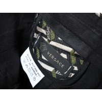 $42.00 USD Versace Pants For Men #990038