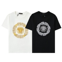 $34.00 USD Versace T-Shirts Short Sleeved For Men #991527