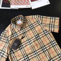 $64.00 USD Burberry Shirts Short Sleeved For Men #991984