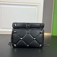 $112.00 USD Valentino AAA Quality Messenger Bags For Women #992297